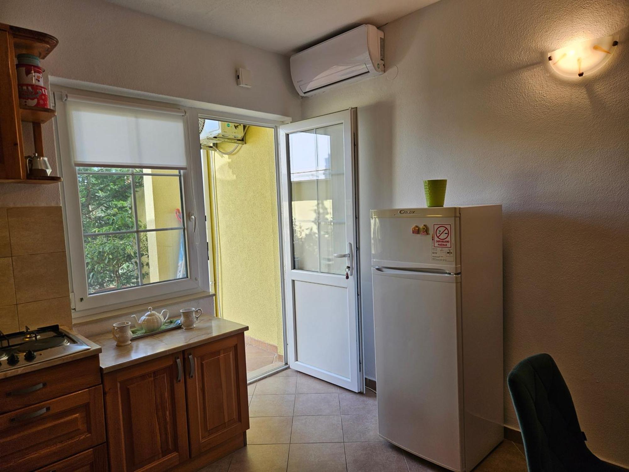 Apartmani Natasa Lokva Rogoznica Bagian luar foto